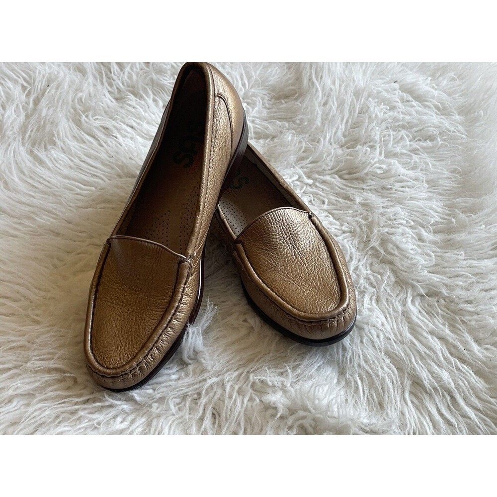 SAS Shoes Womens 7.5 Gold Slip On Loafer Flats Comfort Casual NARROW